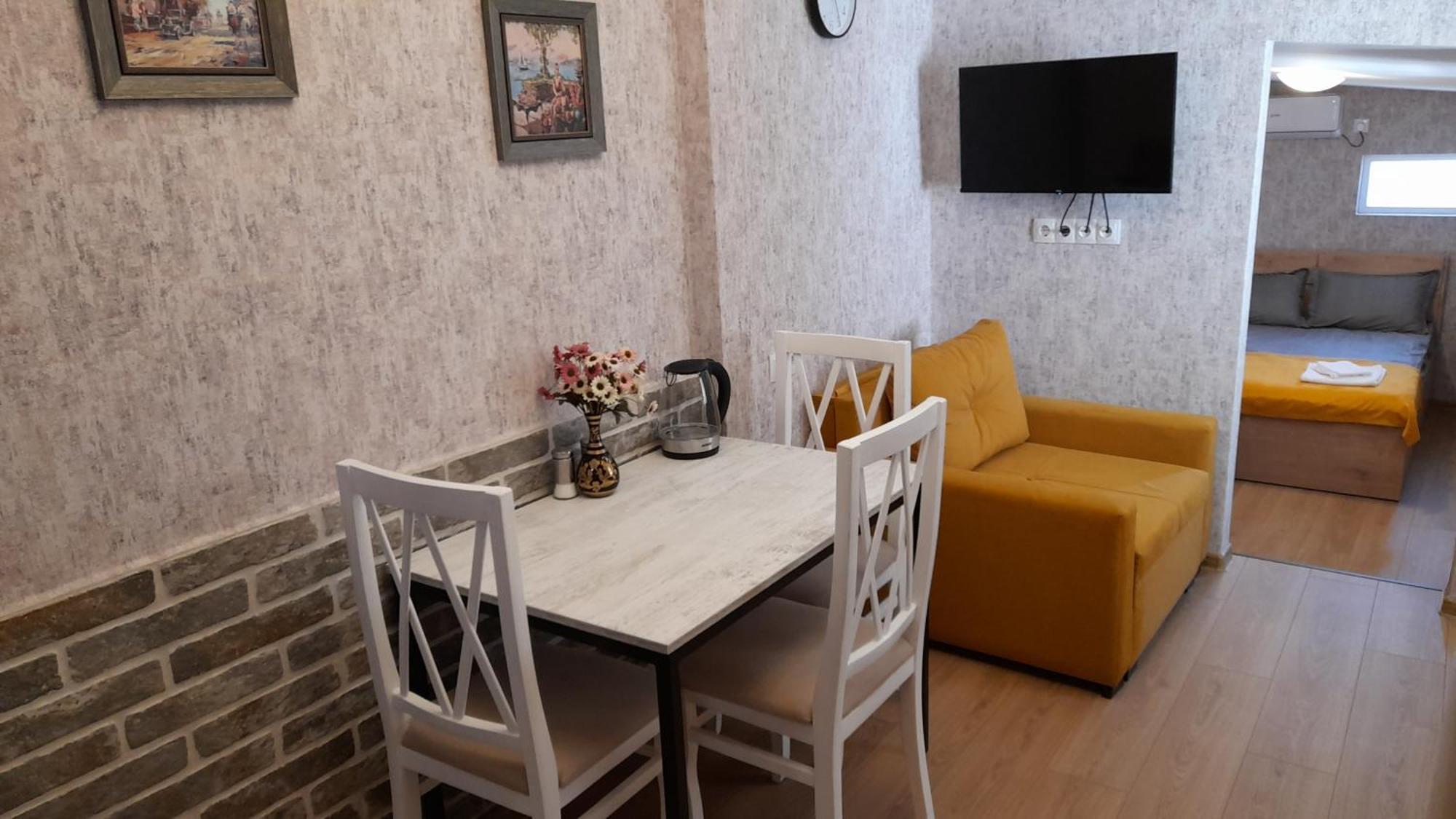 Sweet Home Apartment Tbilisi Esterno foto